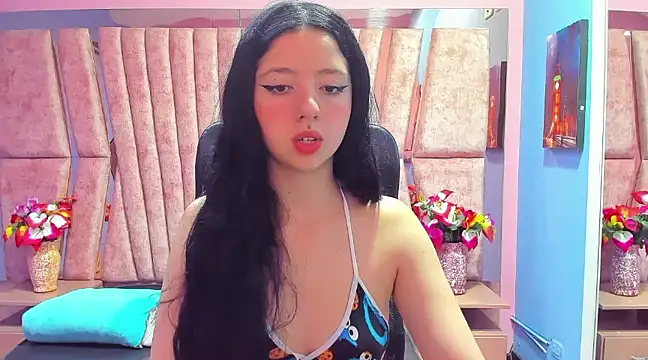 Snapshot of Nathalia_Reyes chatting on December 2024 03:34:02 AM Nathalia Reyes online show from December 2024 03:34:02 AM