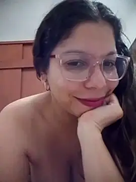 Carliina Soussa online show from May 2026 12:28:02 AM