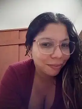 Carliina Soussa online show from May 2026 10:37:02 PM