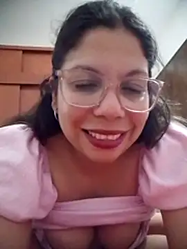 Carliina Soussa online show from May 2026 11:25:02 PM
