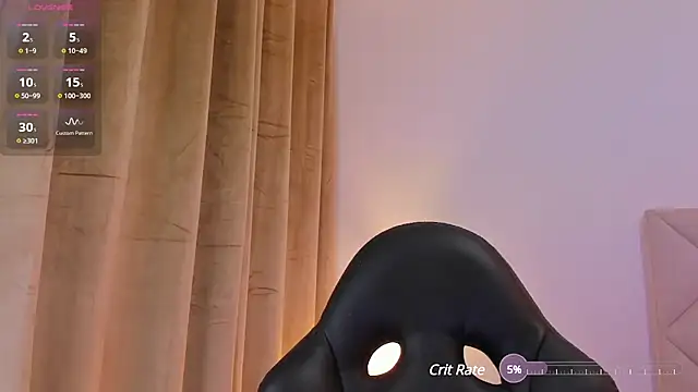 Snapshot of Lau_Bee chatting on February 2025 05:50:01 PM Lau Bee online show from February 2025 05:50:01 PM