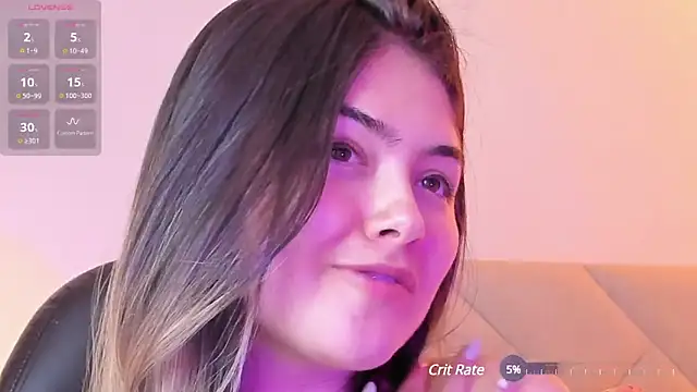 Snapshot of Lau_Bee chatting on March 2025 06:39:02 PM Lau Bee online show from March 2025 06:39:02 PM