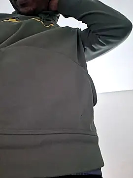 bigboytoy912 online show from April 2026 05:18:01 PM