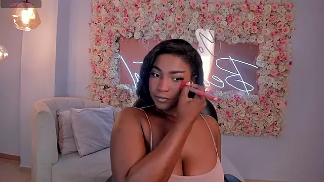 SavannahStorm online show from April 2026 12:24:01 PM