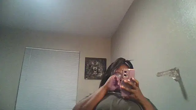 Snapshot of Needmehard chatting on December 2024 03:00:02 AM Needmehard online show from December 2024 03:00:02 AM