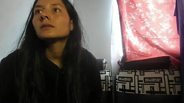 Nathaly love96 online show from June 2026 07:27:02 PM