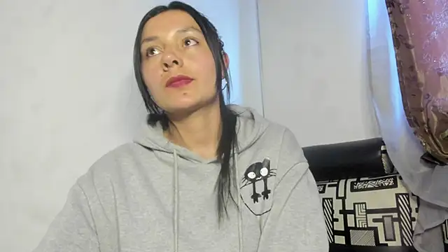 Nathaly love96 online show from July 2026 10:37:01 PM