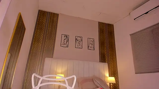 zoe sky  online show from March 2026 11:38:01 AM