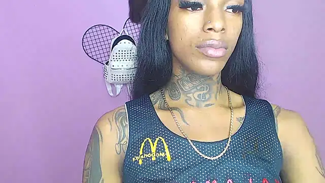 Snapshot of badgirls_cx chatting on December 2024 07:15:02 PM badgirls cx online show from December 2024 07:15:02 PM