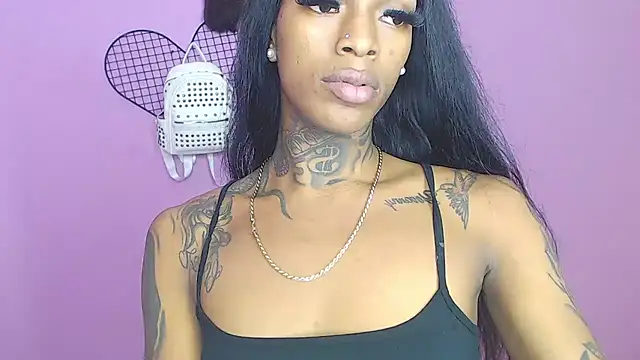 Snapshot of badgirls_cx chatting on December 2024 05:00:01 PM badgirls cx online show from December 2024 05:00:01 PM