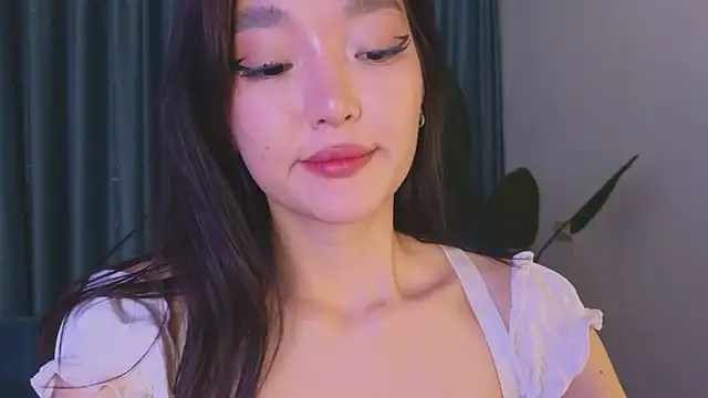 Snapshot of AudreyMell chatting on February 2025 05:50:01 PM AudreyMell online show from February 2025 05:50:01 PM