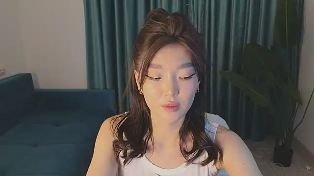 Snapshot of AudreyMell chatting on March 2025 01:41:01 PM AudreyMell online show from March 2025 01:41:01 PM