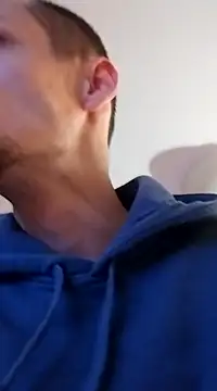 Snapshot of Crazzy_Maiky chatting on December 2024 10:13:02 PM Crazzy Maiky online show from December 2024 10:13:02 PM