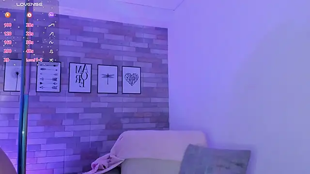 BonnieAnderson  online show from September 2025 09:16:02 PM