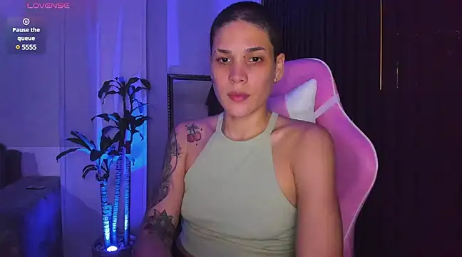 Charlee pink online show from January 2025 12:37:02 AM