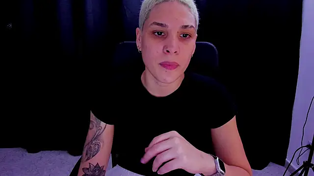 Charlee pink online show from September 2025 07:25:01 PM