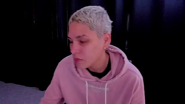 Charlee pink online show from September 2025 03:46:01 PM