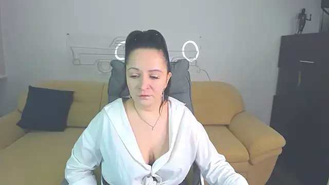 AngellLika online show from January 2026 08:19:02 AM