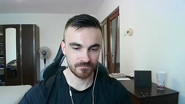 Snapshot of mu5clemania2 chatting on December 2025 11:19:01 AM mu5clemania2 online show from December 2025 11:19:01 AM