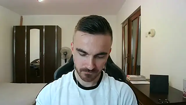 Snapshot of mu5clemania2 chatting on December 2025 01:26:01 PM mu5clemania2 online show from December 2025 01:26:01 PM