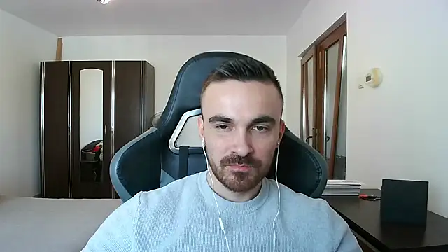 Snapshot of mu5clemania2 chatting on January 2026 12:07:01 PM mu5clemania2 online show from January 2026 12:07:01 PM