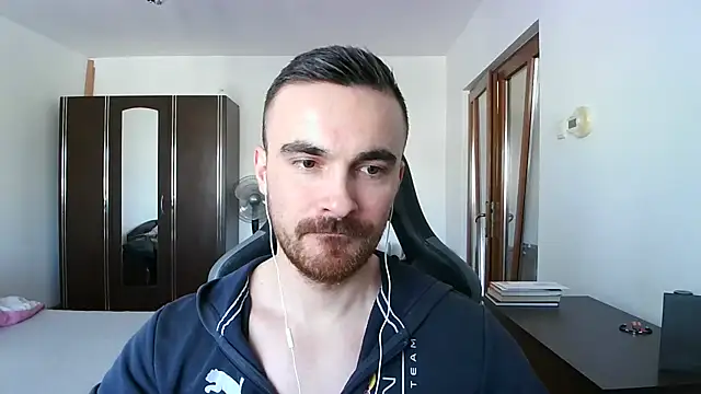 Snapshot of mu5clemania2 chatting on February 2026 12:37:02 PM mu5clemania2 online show from February 2026 12:37:02 PM