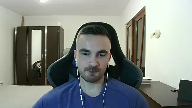 Snapshot of mu5clemania2 chatting on February 2026 08:23:01 PM mu5clemania2 online show from February 2026 08:23:01 PM