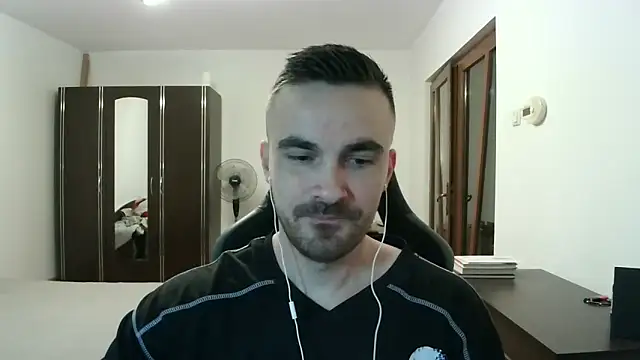 Snapshot of mu5clemania2 chatting on February 2026 08:45:01 PM mu5clemania2 online show from February 2026 08:45:01 PM