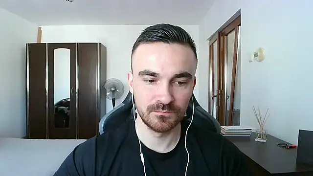 Snapshot of mu5clemania2 chatting on February 2026 09:28:02 AM mu5clemania2 online show from February 2026 09:28:02 AM