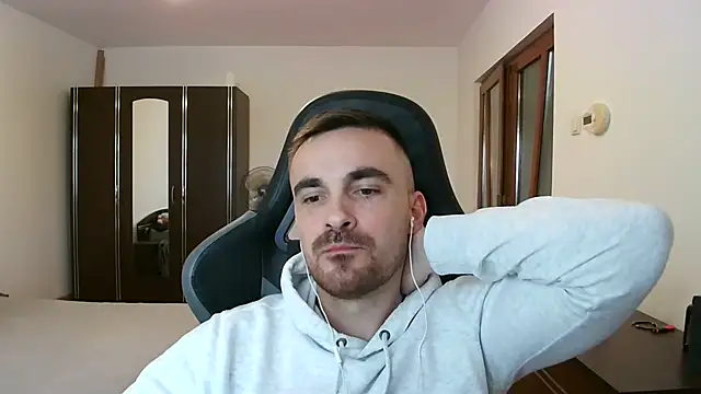 Snapshot of mu5clemania2 chatting on February 2026 01:10:01 PM mu5clemania2 online show from February 2026 01:10:01 PM