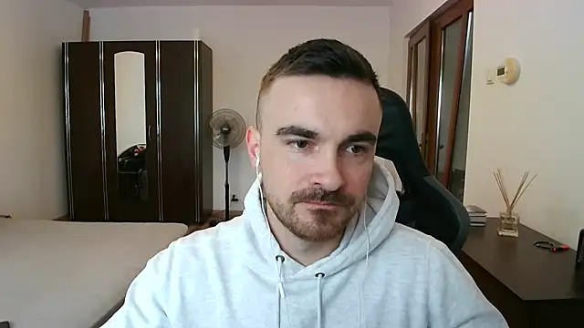 Snapshot of mu5clemania2 chatting on February 2026 08:14:01 AM mu5clemania2 online show from February 2026 08:14:01 AM