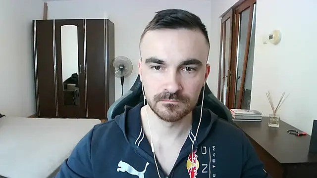 Snapshot of mu5clemania2 chatting on March 2026 07:48:02 AM mu5clemania2 online show from March 2026 07:48:02 AM