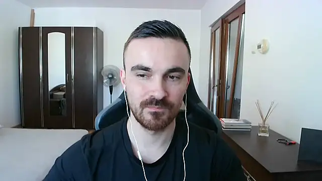 Snapshot of mu5clemania2 chatting on March 2026 10:01:01 AM mu5clemania2 online show from March 2026 10:01:01 AM