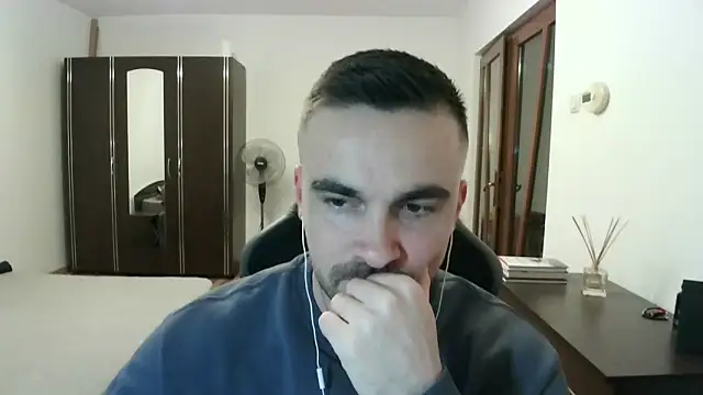 Snapshot of mu5clemania2 chatting on March 2026 08:37:01 PM mu5clemania2 online show from March 2026 08:37:01 PM