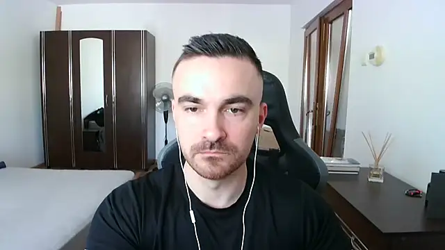 Snapshot of mu5clemania2 chatting on March 2026 08:43:01 AM mu5clemania2 online show from March 2026 08:43:01 AM