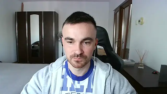 Snapshot of mu5clemania2 chatting on March 2026 05:24:01 AM mu5clemania2 online show from March 2026 05:24:01 AM