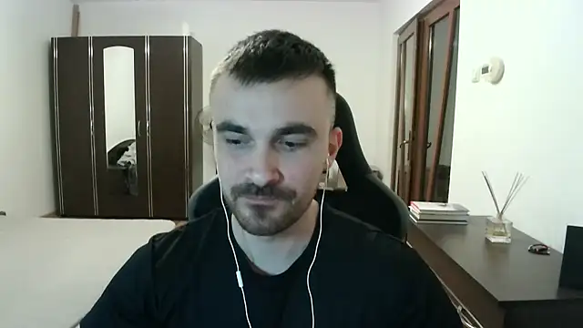 Snapshot of mu5clemania2 chatting on March 2026 10:36:05 PM mu5clemania2 online show from March 2026 10:36:05 PM