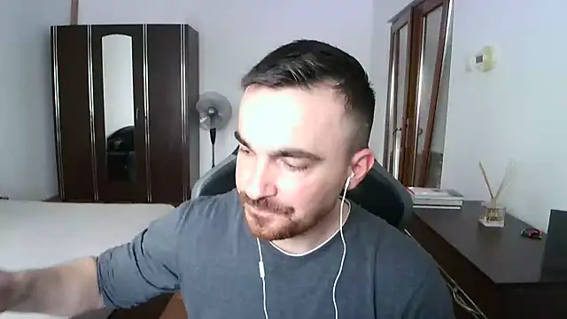 Snapshot of mu5clemania2 chatting on March 2026 08:18:01 AM mu5clemania2 online show from March 2026 08:18:01 AM