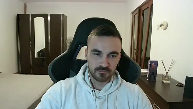 Snapshot of mu5clemania2 chatting on March 2026 08:23:01 PM mu5clemania2 online show from March 2026 08:23:01 PM