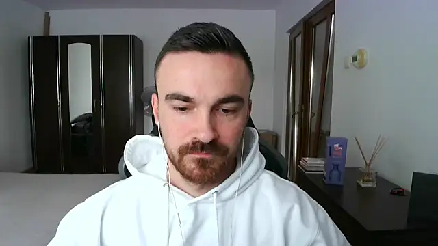 Snapshot of mu5clemania2 chatting on March 2026 08:26:33 AM mu5clemania2 online show from March 2026 08:26:33 AM