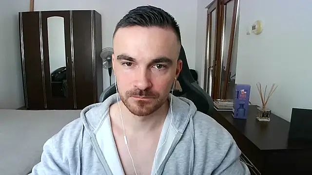 Snapshot of mu5clemania2 chatting on April 2026 08:22:02 AM mu5clemania2 online show from April 2026 08:22:02 AM