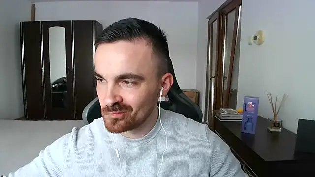 Snapshot of mu5clemania2 chatting on April 2026 11:48:01 AM mu5clemania2 online show from April 2026 11:48:01 AM