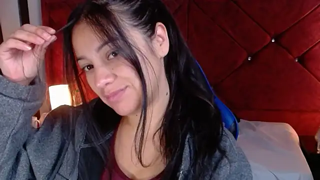 Julietacollins06 online show from March 2026 01:51:03 PM