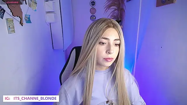 Snapshot of channel_blonde_a chatting on October 2025 09:26:02 PM channel blonde a online show from October 2025 09:26:02 PM