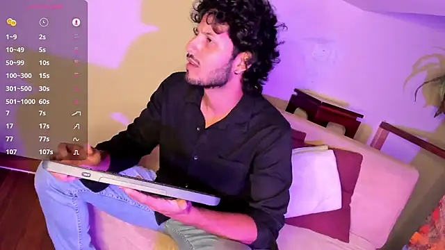 Snapshot of Nicholasrodrii chatting on January 2025 10:37:01 PM Nicholasrodrii online show from January 2025 10:37:01 PM