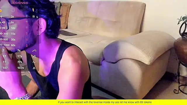 Snapshot of Nicholasrodrii chatting on February 2025 11:24:01 PM Nicholasrodrii online show from February 2025 11:24:01 PM