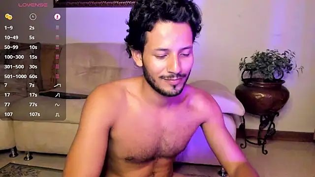 Snapshot of Nicholasrodrii chatting on February 2025 02:26:01 AM Nicholasrodrii online show from February 2025 02:26:01 AM