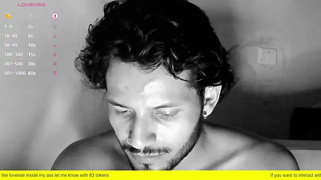 Snapshot of Nicholasrodrii chatting on February 2025 03:21:01 AM Nicholasrodrii online show from February 2025 03:21:01 AM