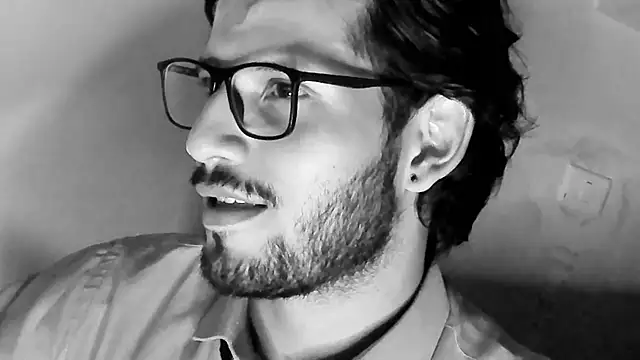 Snapshot of Nicholasrodrii chatting on March 2025 03:21:02 AM Nicholasrodrii online show from March 2025 03:21:02 AM