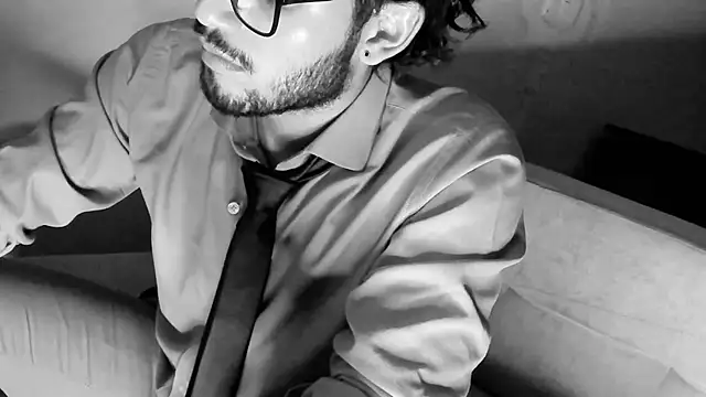 Snapshot of Nicholasrodrii chatting on March 2025 04:17:02 AM Nicholasrodrii online show from March 2025 04:17:02 AM